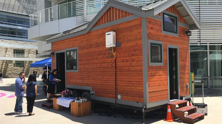 tiny-house_750xx4032-2265-0-259